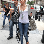 マイリーサイラスの私服はジーンズとタンクトップが一番好き！